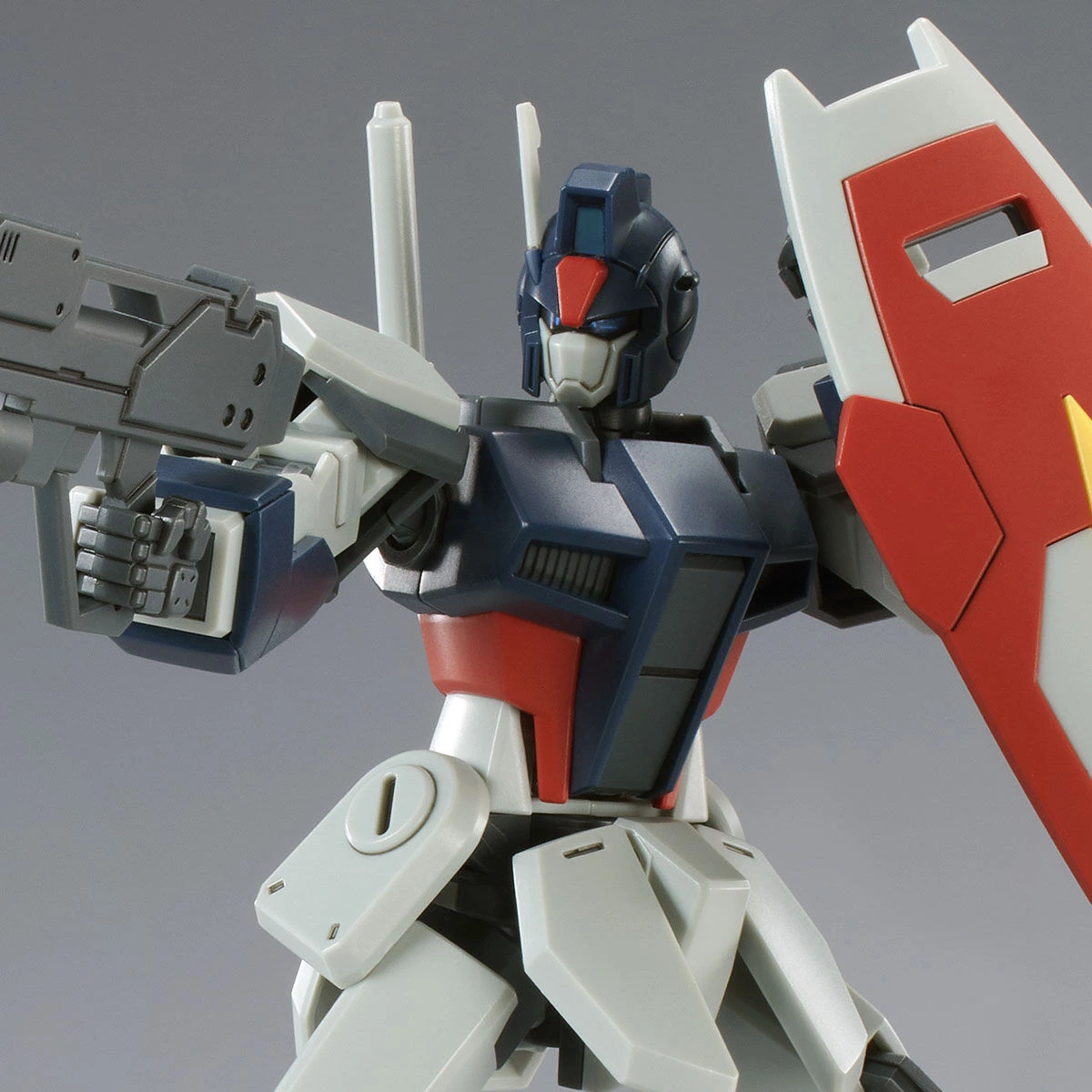 HG 1/144 Strike Dagger