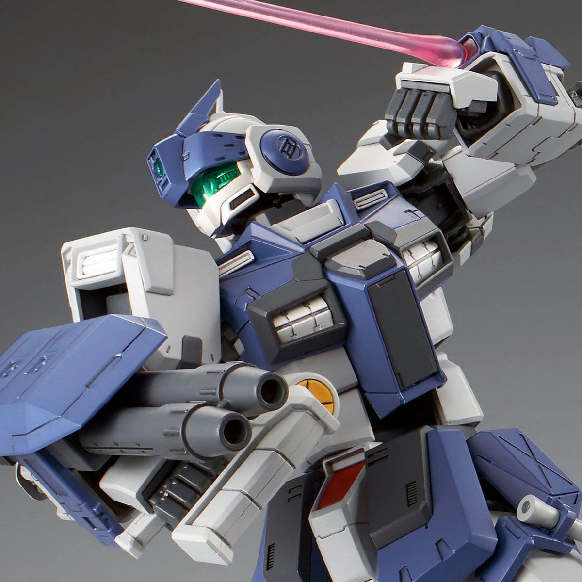 MG 1/100 GM Dominance