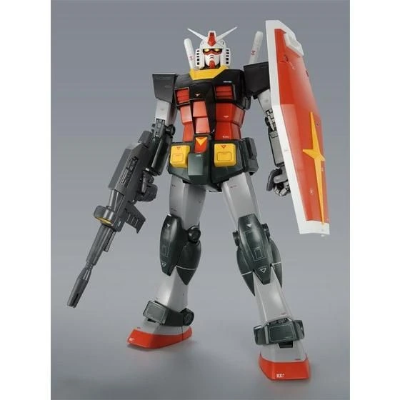 MG 1/100 RX-78-2 Gundam Ver. 2.0 Real Type Color
